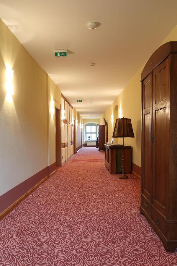 Hotel Garni Schloss Schoenberg Bad Brambach Exterior foto