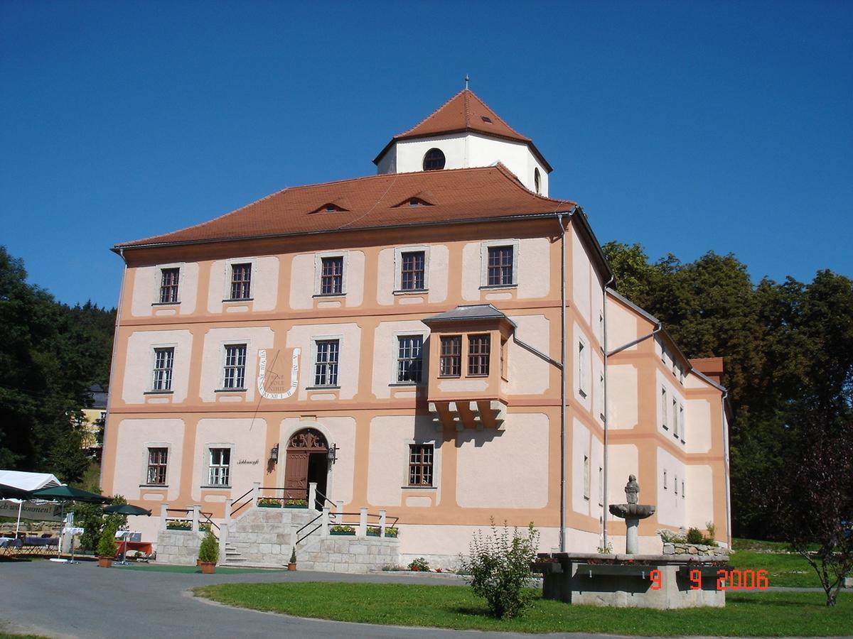 Hotel Garni Schloss Schoenberg Bad Brambach Exterior foto